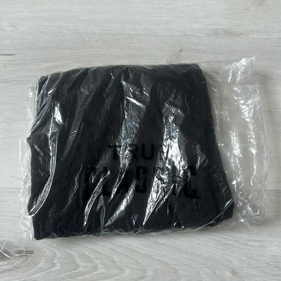 True Classic Classic Crew Neck Tee Black Medium New Without Tags - Picture 3 of 4